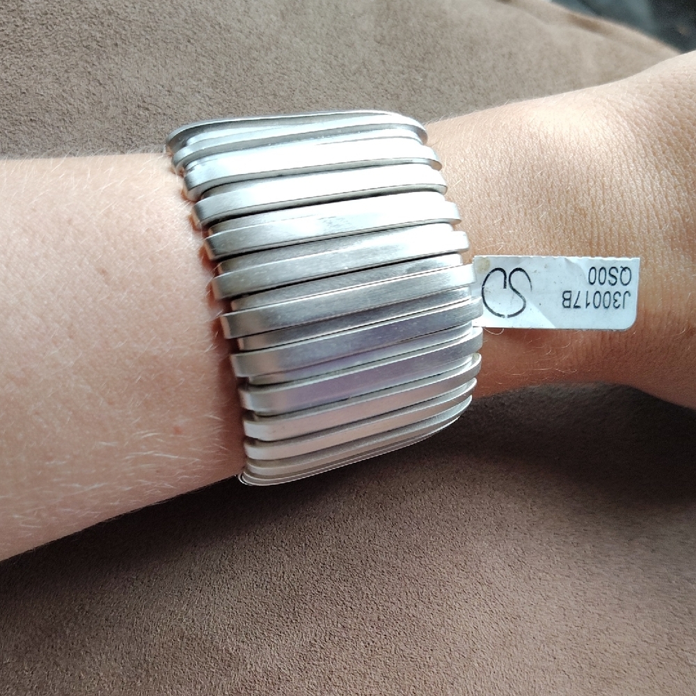 St John Stretch Bracelet Silver Vintage NWT